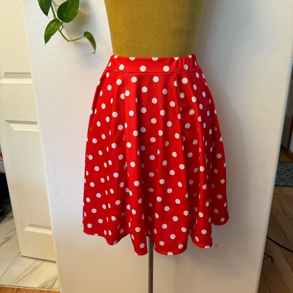 Vintage . Leo’s dancewear Red Polka Dot Print Skirt Young kids size L